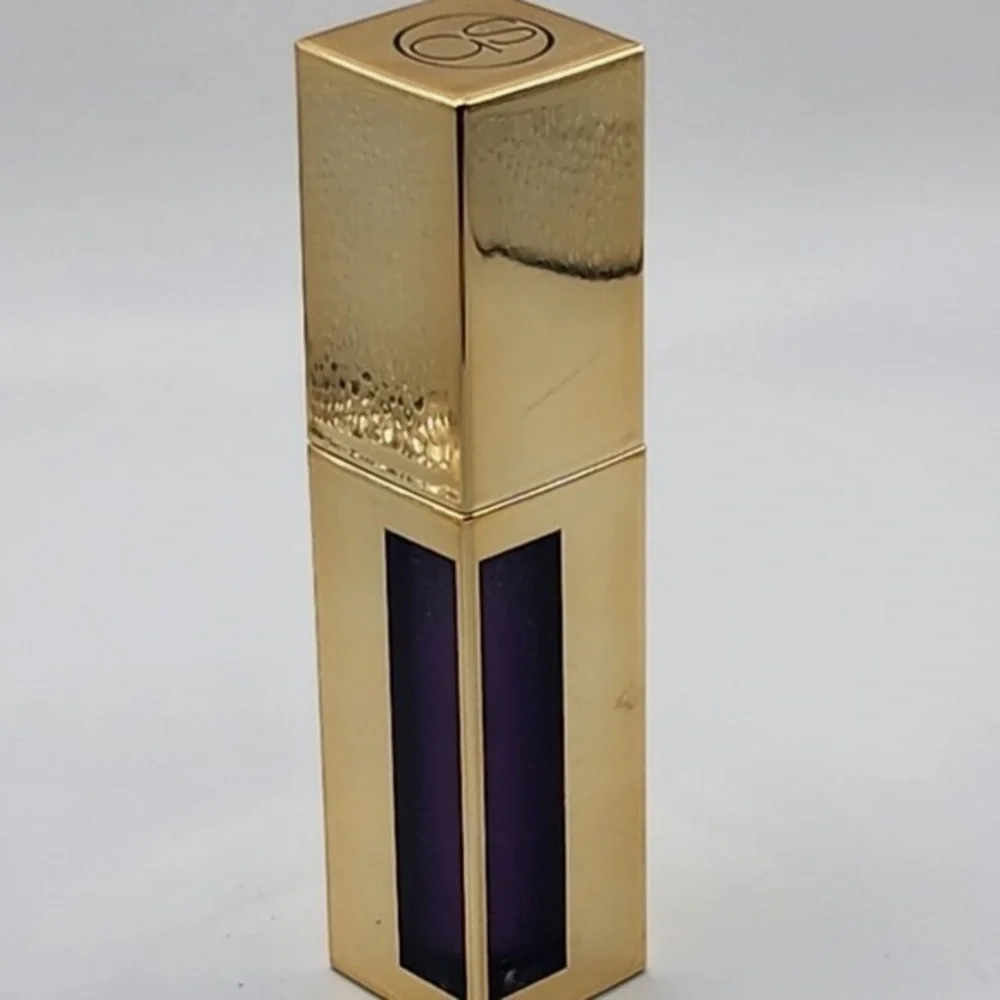 Scott Barnes lipgloss